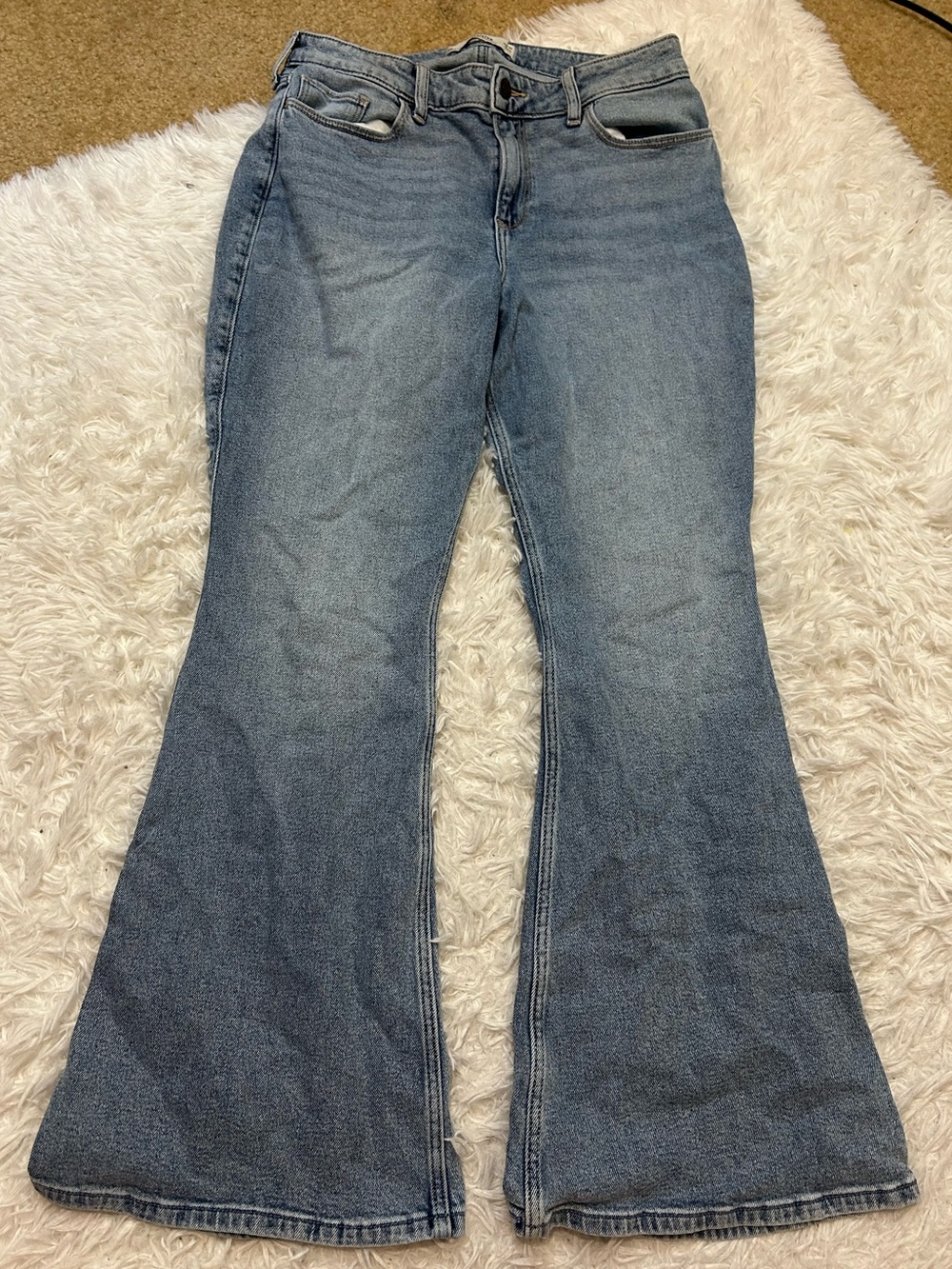 Hollister Co. high rise flare denim jeans woman’s size 14 regular